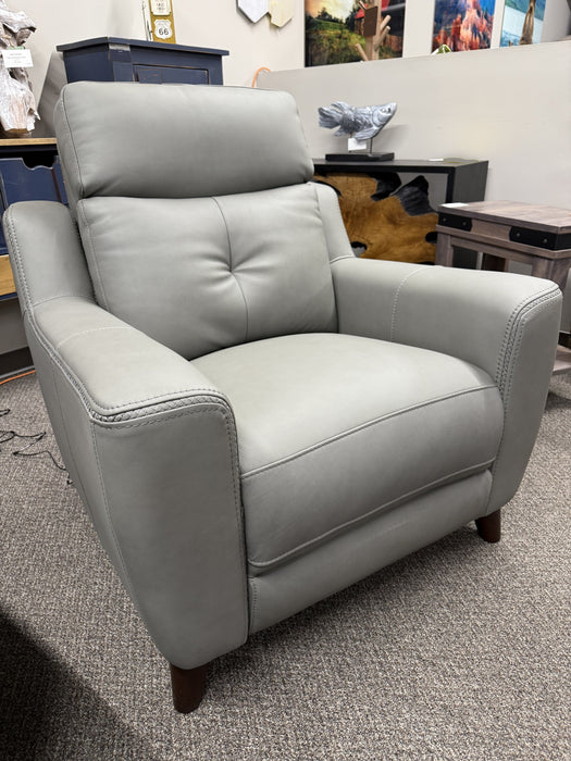 genuine top grain leather Canadian-made Chinook power Recliner shown in Slate colour