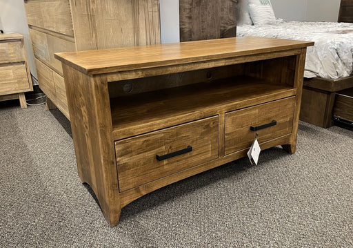 Maple Glengarry TV Stand