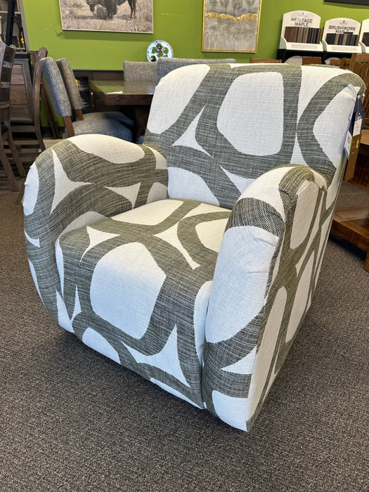 Mysa Swivel Chair in Basil