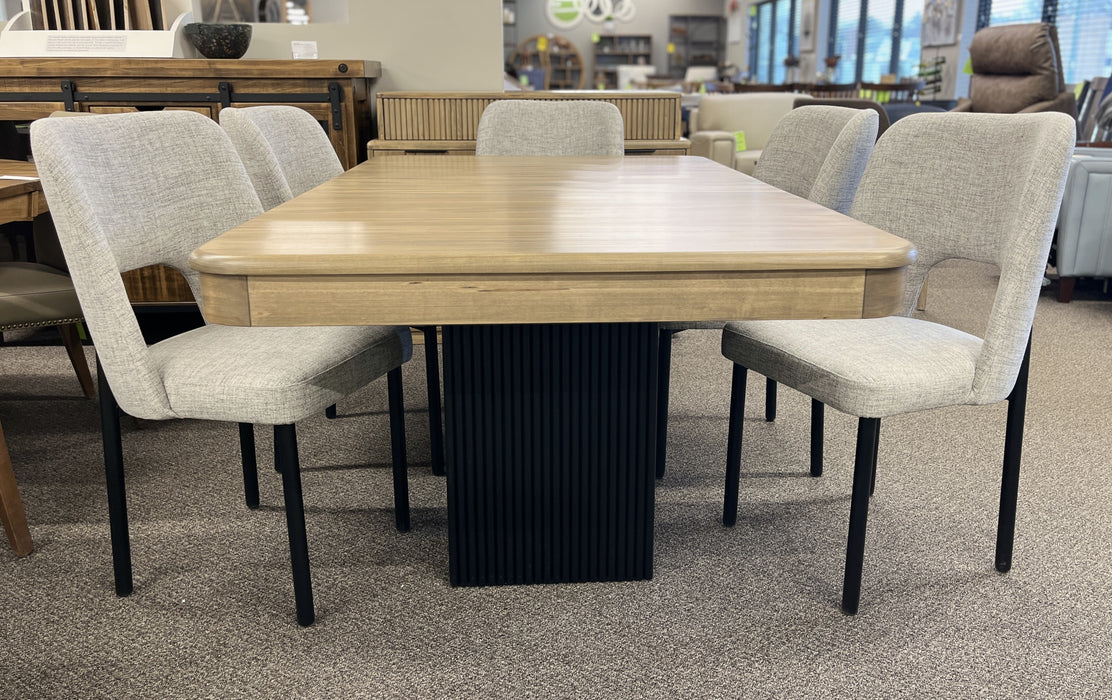 Lotus Reeded Pedestal Dining Table Set