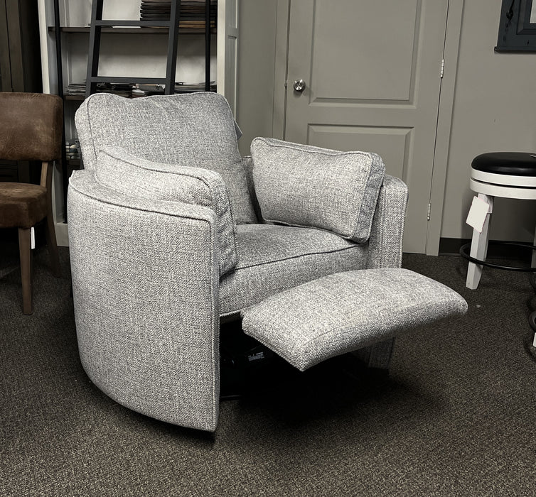 Luana Swivel Recliner in Flax