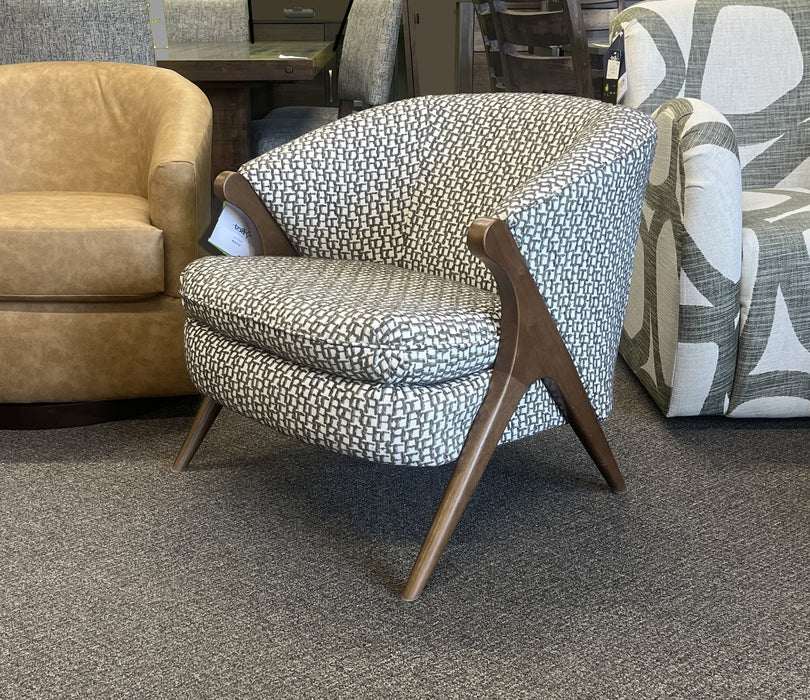 Tatiana Retro Chair in Mushroom