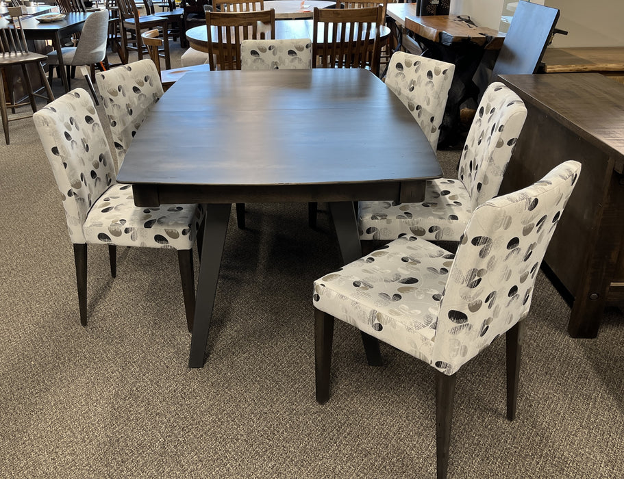 Expressions Dining Set