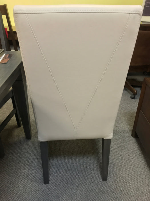 Parsons Canadian Chair